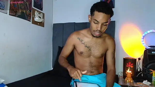 Snapshot of colinbrown chatting on October 9, 2025, 12:14 pm colinbrown online show from October 9, 2025, 12:14 pm