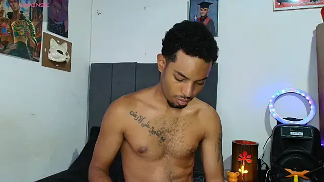 Snapshot of colinbrown chatting on October 27, 2025, 9:46 am colinbrown online show from October 27, 2025, 9:46 am