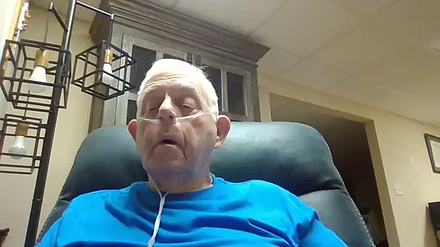 bootlegmanz online show from October 6, 2025, 1:19 pm