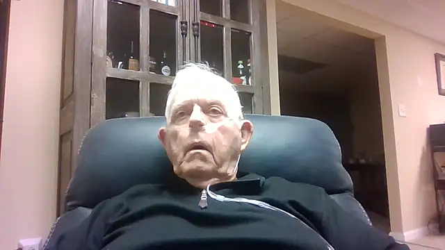 bootlegmanz online show from November 2, 2025, 2:41 pm