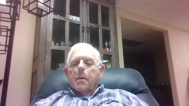 bootlegmanz online show from November 22, 2025, 2:32 am