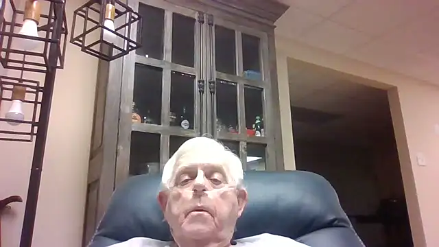 bootlegmanz online show from February 16, 2026, 11:12 pm