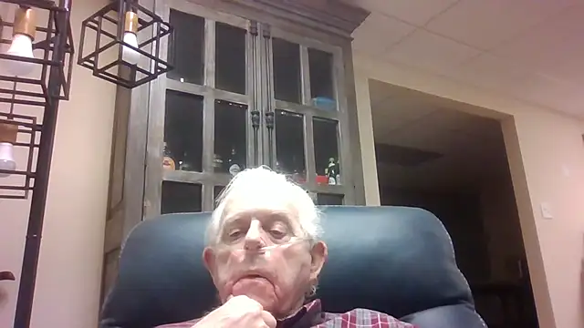 bootlegmanz online show from March 18, 2026, 11:08 pm