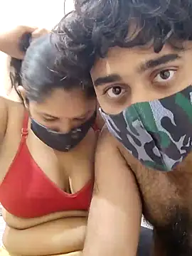 Snapshot of IND_COUPLE1 chatting on January 3, 2025, 11:14 am IND COUPLE1 online show from January 3, 2025, 11:14 am