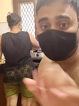 Snapshot of IND_COUPLE1 chatting on February 25, 2025, 6:36 am IND COUPLE1 online show from February 25, 2025, 6:36 am