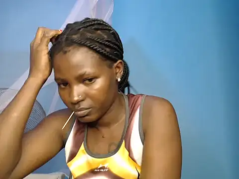 Snapshot of TrishaKalid chatting on November 19, 2025, 7:36 pm TrishaKalid online show from November 19, 2025, 7:36 pm