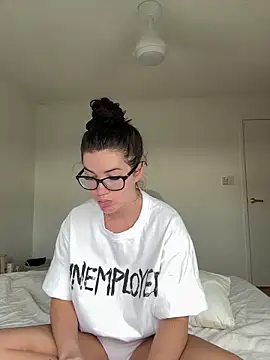 summermc xx online show from March 10, 2025, 4:17 am