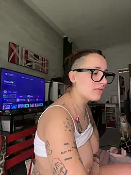 Hawitxui online show from February 6, 2026, 9:12 am