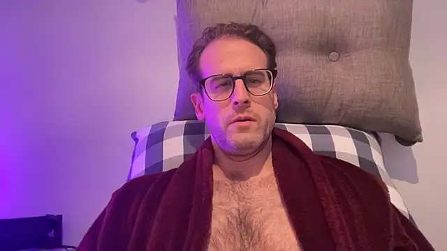 Snapshot of StarrMan99 chatting on December 27, 2024, 7:46 pm StarrMan99 online show from December 27, 2024, 7:46 pm