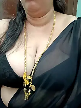 Snapshot of ashikaa_r chatting on February 2, 2025, 5:42 am ashikaa r online show from February 2, 2025, 5:42 am