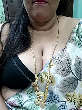 ashikaa r online show from March 10, 2026, 6:24 pm