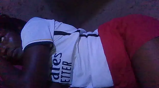 Snapshot of pretty_prickle chatting on December 31, 2024, 6:13 pm pretty prickle online show from December 31, 2024, 6:13 pm