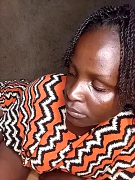 Snapshot of pretty_prickle chatting on November 1, 2025, 9:22 am pretty prickle online show from November 1, 2025, 9:22 am