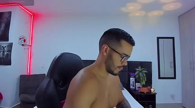 Alexander Martines online show from March 23, 2025, 12:04 am