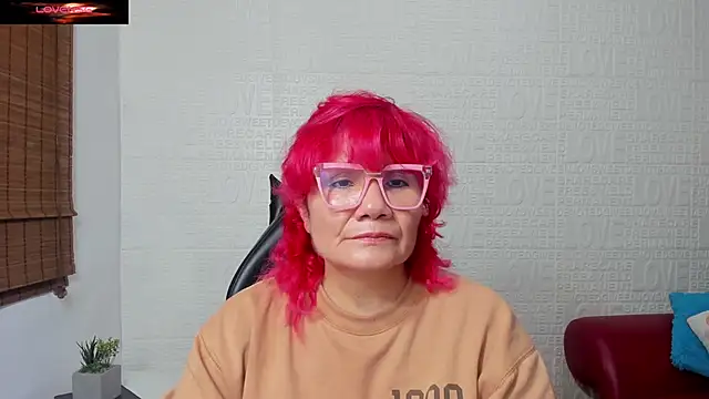 Salomeediaz  online show from February 13, 2025, 9:06 pm