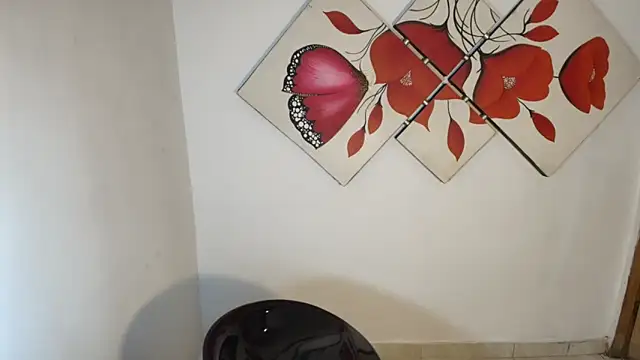 naomiwildburn online show from September 17, 2025, 7:59 pm