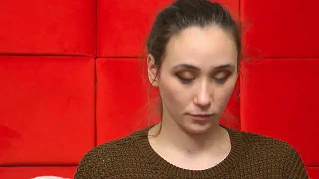 Snapshot of AliceMunro chatting on January 24, 2025, 7:28 pm AliceMunro online show from January 24, 2025, 7:28 pm