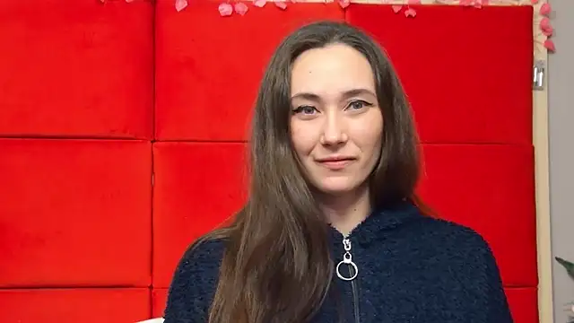 Snapshot of AliceMunro chatting on February 9, 2025, 10:43 pm AliceMunro online show from February 9, 2025, 10:43 pm