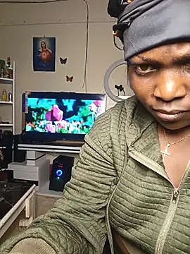 melaninebony1 online show from July 15, 2026, 10:04 pm