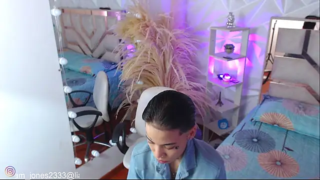 Jonesliam23 online show from October 25, 2025, 7:30 pm