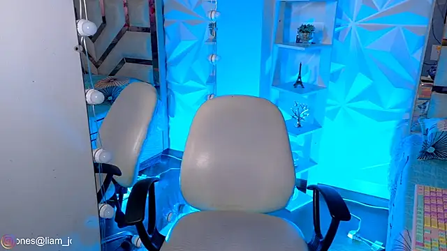 Jonesliam23 online show from June 2, 2026, 8:00 pm