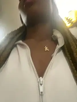 Snapshot of adaraSmiith chatting on January 18, 2025, 11:21 am adaraSmiith online show from January 18, 2025, 11:21 am