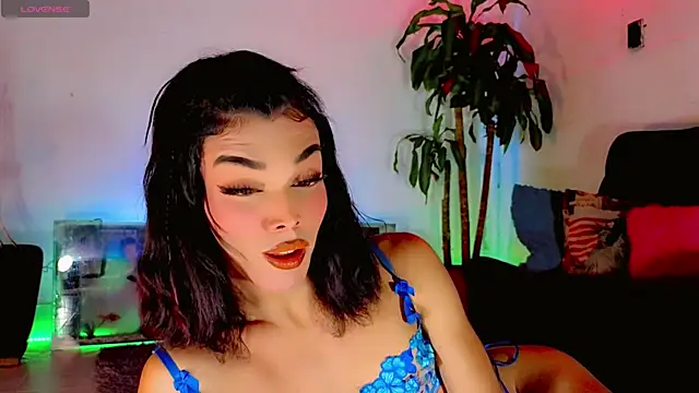 Snapshot of the-horus-girl chatting on April 21, 2026, 3:57 am the-horus-girl online show from April 21, 2026, 3:57 am