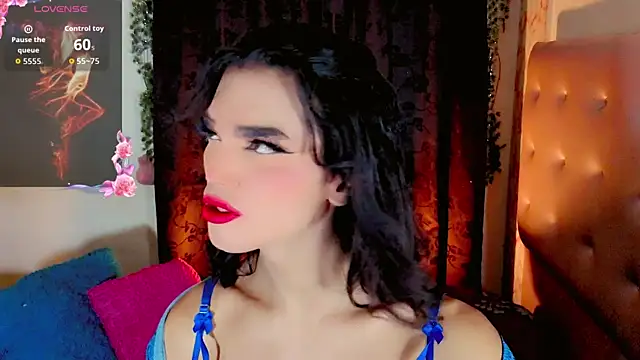 Snapshot of the-horus-girl chatting on July 6, 2026, 5:26 am the-horus-girl online show from July 6, 2026, 5:26 am