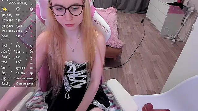 Malina Lovely online show from January 18, 2026, 12:14 am