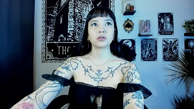 Snapshot of Demongirl6666 chatting on October 15, 2025, 6:08 pm Demongirl6666 online show from October 15, 2025, 6:08 pm
