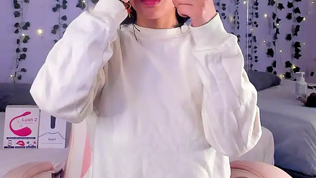 Snapshot of Natasha_Nasty2 chatting on January 8, 2025, 8:39 pm Natasha Nasty2 online show from January 8, 2025, 8:39 pm