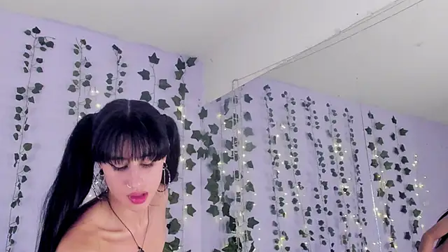 Snapshot of Natasha_Nasty2 chatting on January 15, 2025, 7:37 am Natasha Nasty2 online show from January 15, 2025, 7:37 am