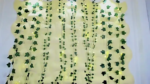 Snapshot of Natasha_Nasty2 chatting on February 25, 2025, 12:47 am Natasha Nasty2 online show from February 25, 2025, 12:47 am