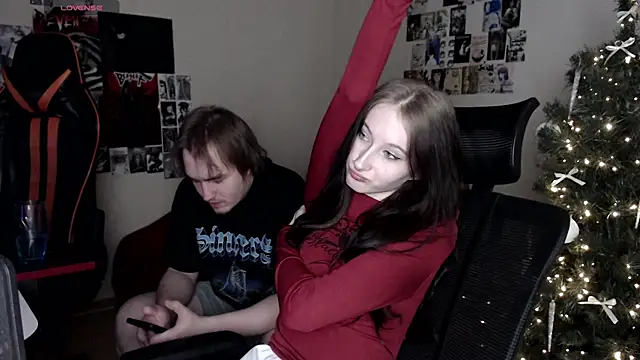 camcoupbang online show from January 7, 2025, 10:41 pm