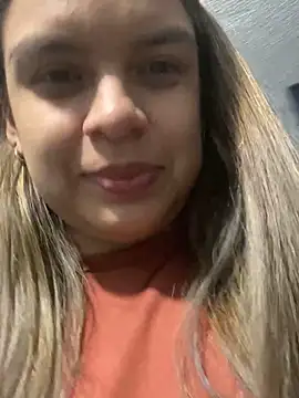 Nathaly00  online show from November 23, 2025, 2:22 am