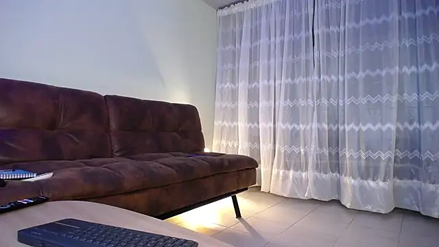 Snapshot of peyton_golden1 chatting on February 16, 2025, 3:58 am peyton golden1 online show from February 16, 2025, 3:58 am