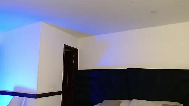 peyton golden1 online show from March 2, 2026, 3:52 am