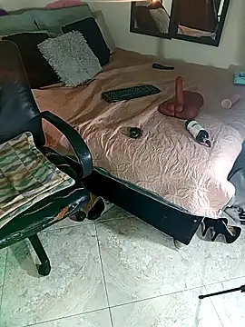 KimberlyBanks2 online show from April 17, 2026, 10:13 pm