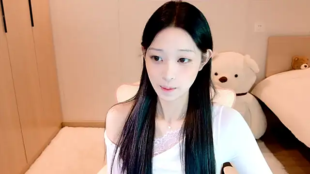 Snapshot of Xueb_J chatting on December 4, 2024, 2:15 pm Xueb J online show from December 4, 2024, 2:15 pm