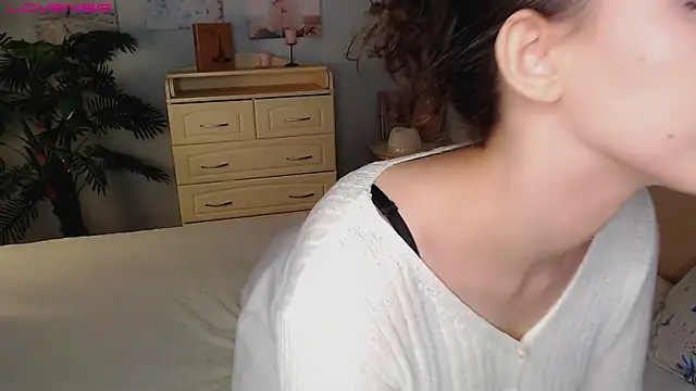 cosmosbaby online show from September 19, 2025, 1:23 pm