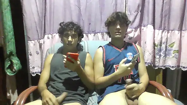 Snapshot of pedrodavid_ chatting on October 19, 2025, 12:00 am pedrodavid online show from October 19, 2025, 12:00 am