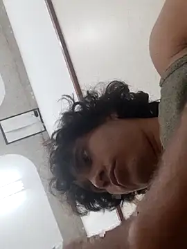 pedrodavid  online show from March 24, 2026, 11:32 pm