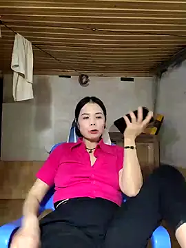Snapshot of Tinease chatting on March 4, 2025, 9:07 am Tinease online show from March 4, 2025, 9:07 am