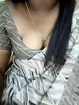 Snapshot of tamil_subha69 chatting on December 26, 2024, 2:55 am tamil subha69 online show from December 26, 2024, 2:55 am