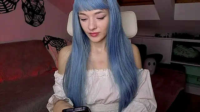 Snapshot of MiaRouge chatting on October 31, 2025, 2:45 am MiaRouge online show from October 31, 2025, 2:45 am