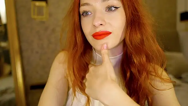 MiaRouge online show from May 15, 2026, 11:12 pm