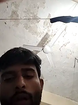 PRIYANHUxh online show from March 17, 2026, 5:38 pm