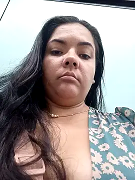 NayraLima0309 online show from December 28, 2024, 9:40 pm