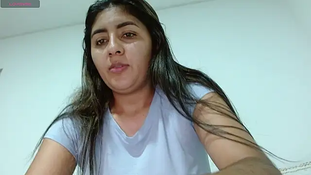 Snapshot of danna_peterson1 chatting on May 17, 2026, 11:23 pm danna peterson1 online show from May 17, 2026, 11:23 pm