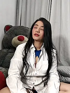 DashaFoxxx online show from February 6, 2025, 12:37 pm